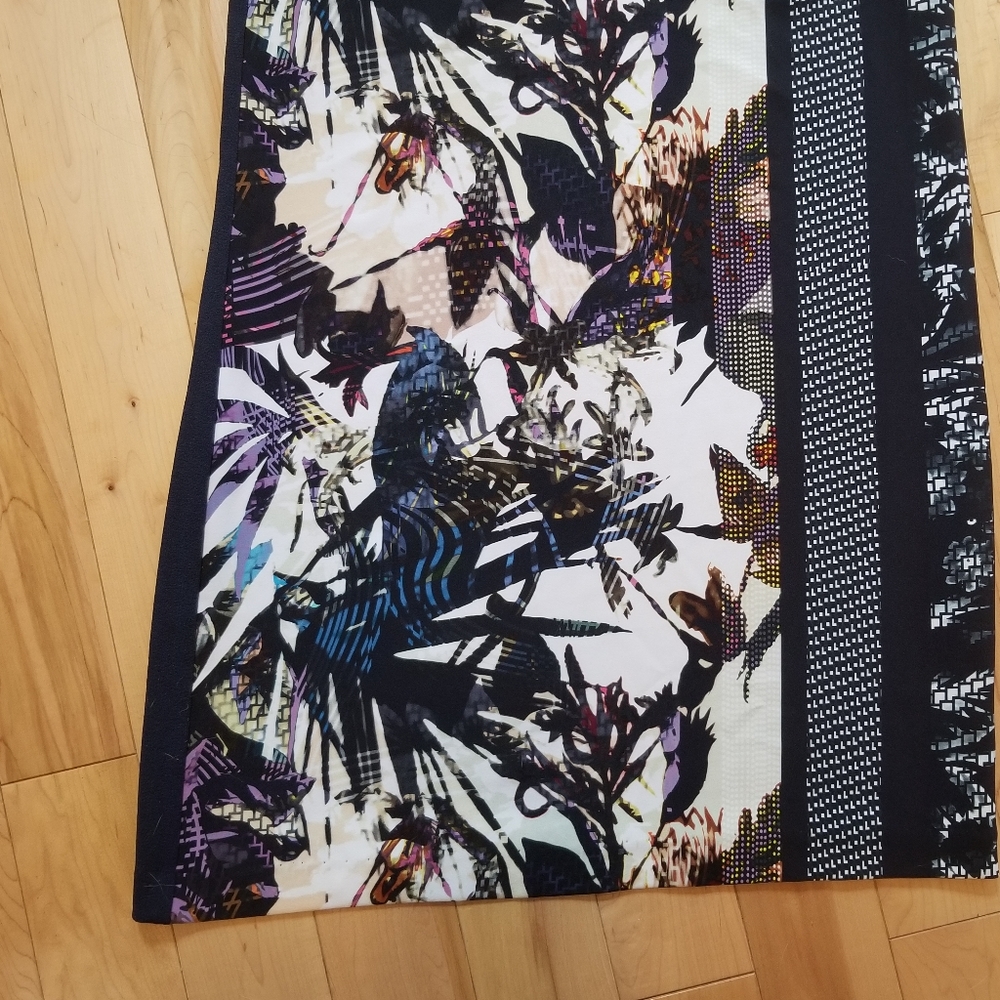Askari short sleeve floral mixed pattern dress Size small - Picture 7 of 9